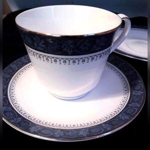 Royal Doulton Sherbrooke Tea Cup & 2 Saucers 1977 England Fine Bona China 3 Pcs